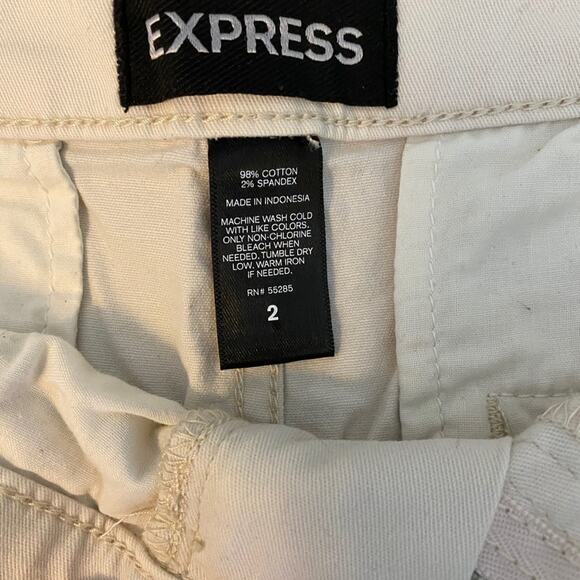 Express light khaki shorts - Picture 3 of 4